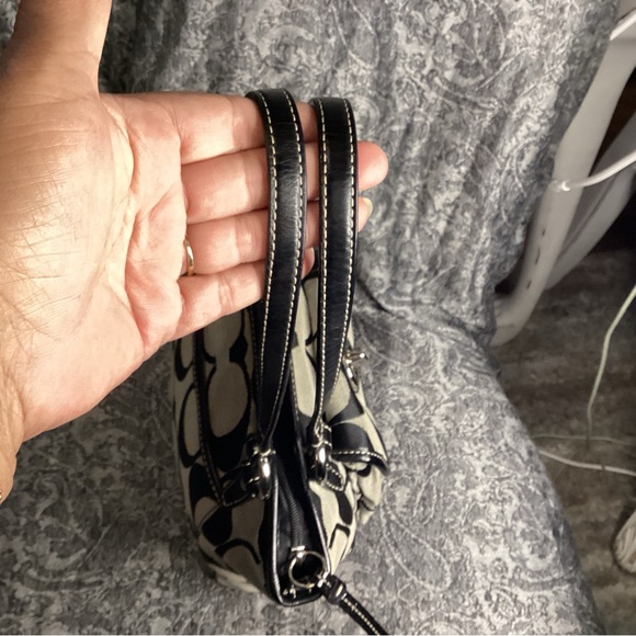 Coach signature monogram canvas bag in gray and black with silver hardware - Picture 3 of 5